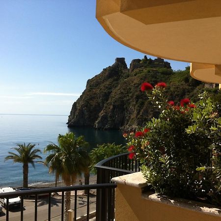 Elihotel Sant'Alessio Siculo Bilik gambar