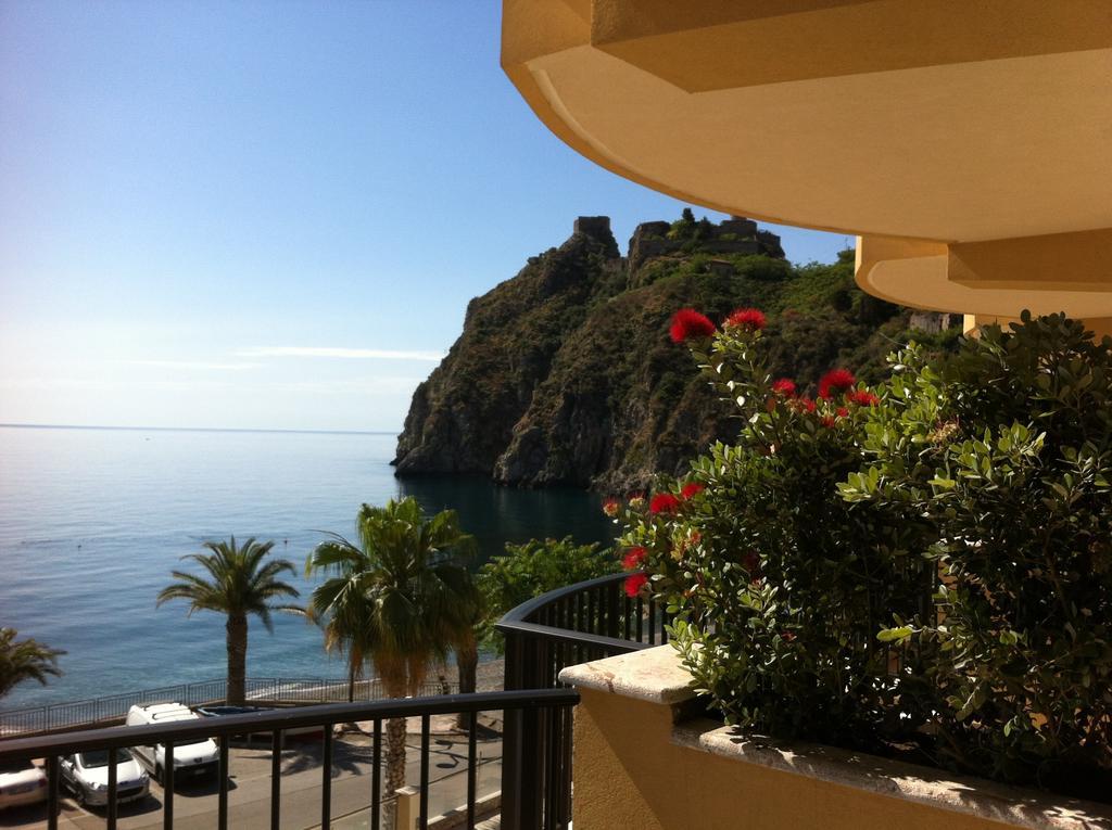 Elihotel Sant'Alessio Siculo Bilik gambar