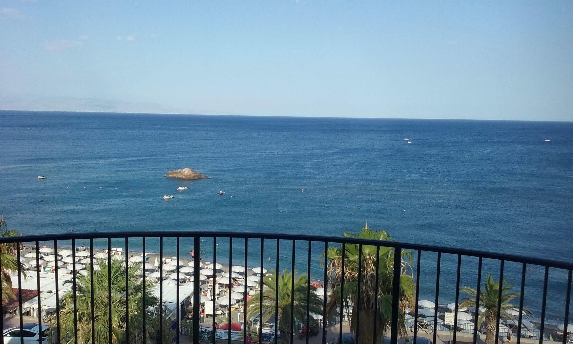 Elihotel Sant'Alessio Siculo Luaran gambar